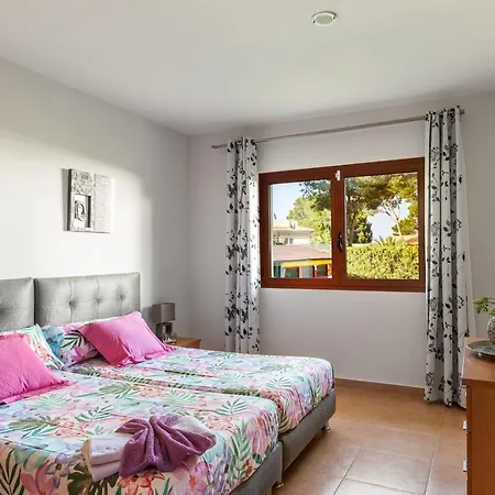 Luxurious Vila Sol de Mallorca