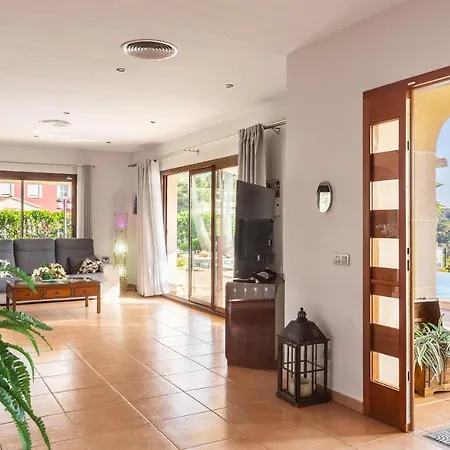 Vila Luxurious